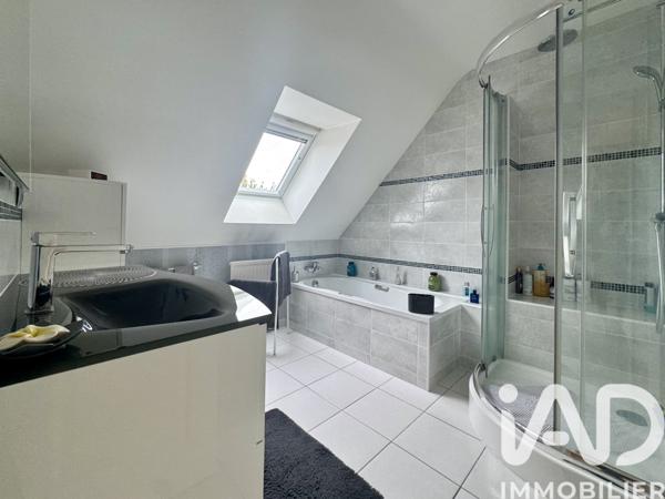 Maison à vendre 5 pièces 141 m² Vern-sur-Seiche