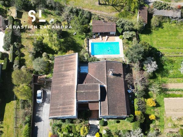 Albi (81000) Maison d’architecte – 9 pièces – 278 m² habitables – Parc arboré de plus de 3 000 m² – Vue dominante – Proche