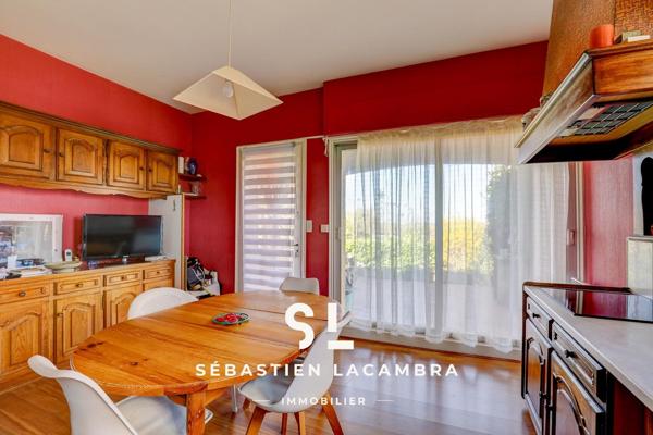 Albi (81000) Maison d’architecte – 9 pièces – 278 m² habitables – Parc arboré de plus de 3 000 m² – Vue dominante – Proche