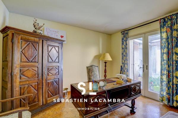 Albi (81000) Maison d’architecte – 9 pièces – 278 m² habitables – Parc arboré de plus de 3 000 m² – Vue dominante – Proche