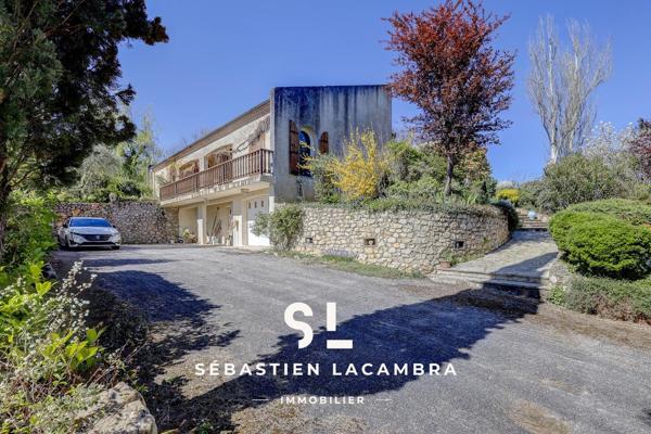 Albi (81000) Maison d’architecte – 9 pièces – 278 m² habitables – Parc arboré de plus de 3 000 m² – Vue dominante – Proche