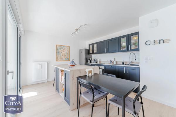 Appartement à vendre 4 pièces 91.95m² Tours (37100)