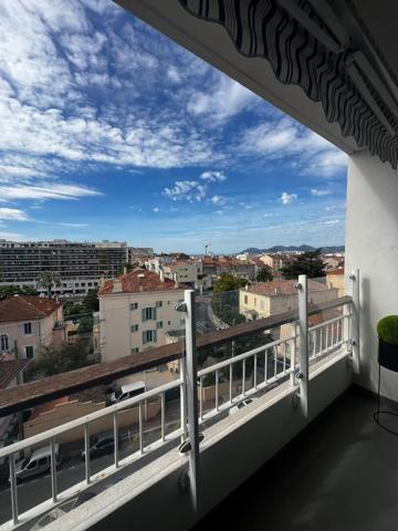 2 pièces - 35.0 m² - Montfleury - vue mer et proche banane