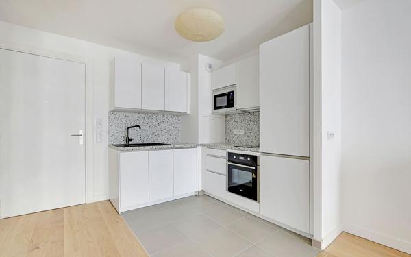 Appartement à louer    2 pièces •  Clichy