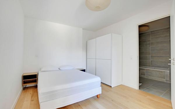 Appartement à louer    2 pièces •  Clichy
