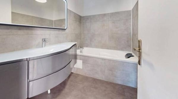 Appartement spacieux 5 pièces à Oullins Pierre-Bénite