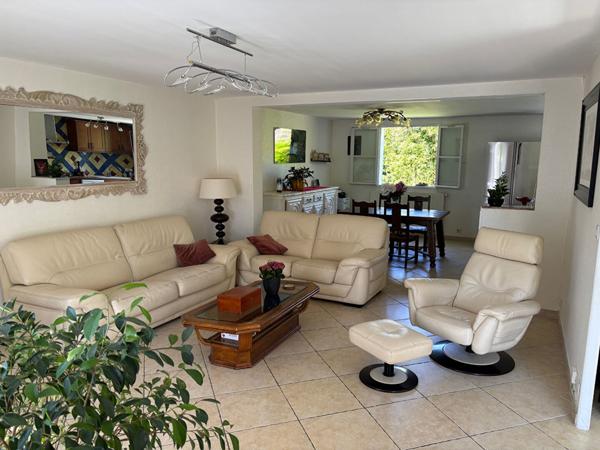 Belle maison familiale à Saint-Joseph de Porterie, quartier Fontaine Caron