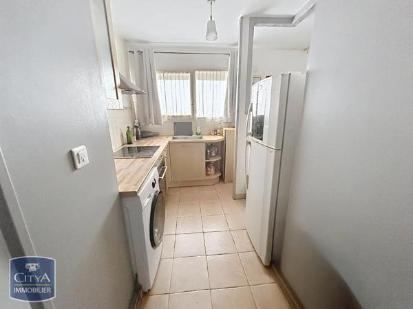 Appartement à vendre 1 pièce 43.81m² Dammartin-en-Goële (77230)