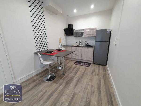 Appartement à louer 2 pièces 39.97m² Valenciennes (59300)