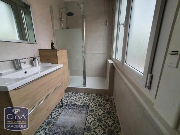 Appartement à louer 2 pièces 39.97m² Valenciennes (59300)