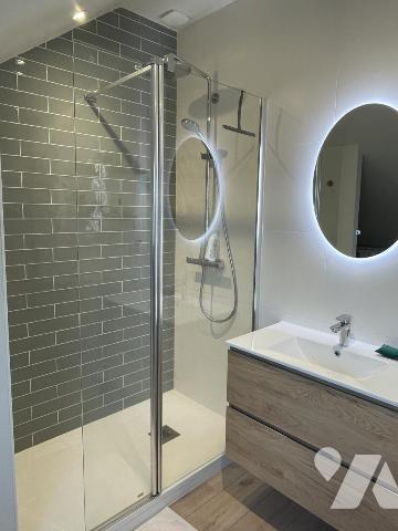 Appartement de caractère – Aperçu Mer, Dernier Étage, Clé en Main – Plouharnel 