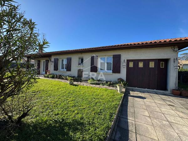 Maison Blaye 90 m2 - 3 chambres et garage 