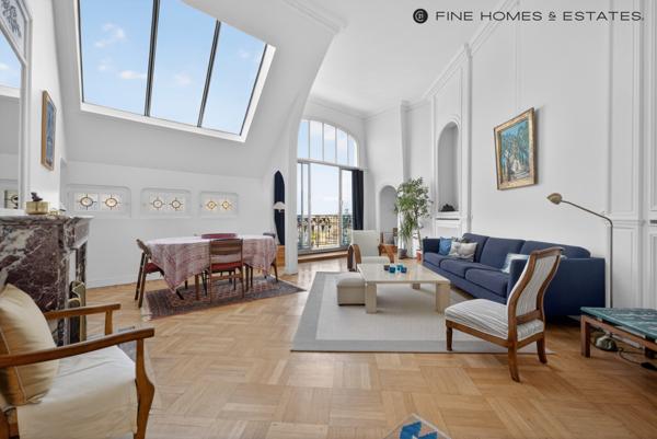 Appartement F5 à vendre  4 pièces - 123,40 m2 PARIS - 75006