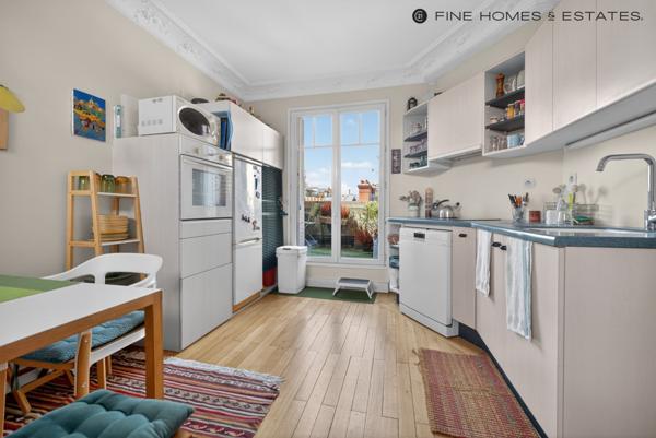 Appartement F5 à vendre  4 pièces - 123,40 m2 PARIS - 75006