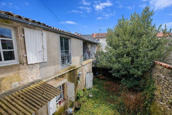 Maison à vendre 7 pièces de 237 m²