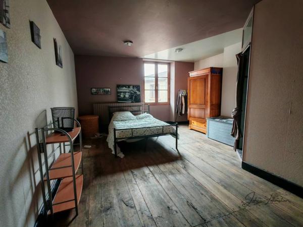 Maison à vendre 7 pièces de 237 m²