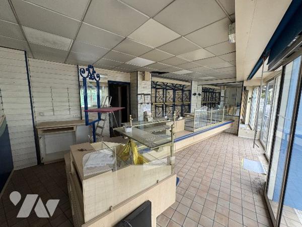 Local commercial d'une superficie de de 113m²