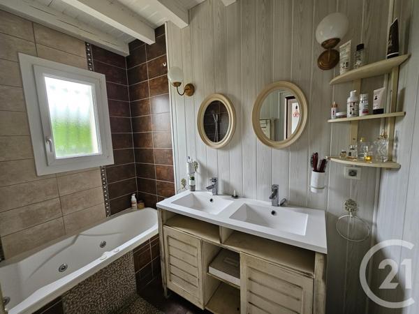 Maison à vendre  6 pièces - 213,50 m 2   HABAS  - 40