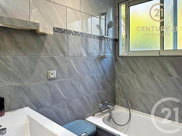 Appartement F4 à vendre  4 pièces - 65,69 m2 GRASSE - 06