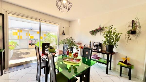 Vente Maison 10 pièces 348 m2 à Sainte-Livrade-sur-Lot