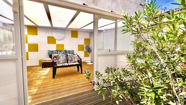 Vente Maison 10 pièces 348 m2 à Sainte-Livrade-sur-Lot