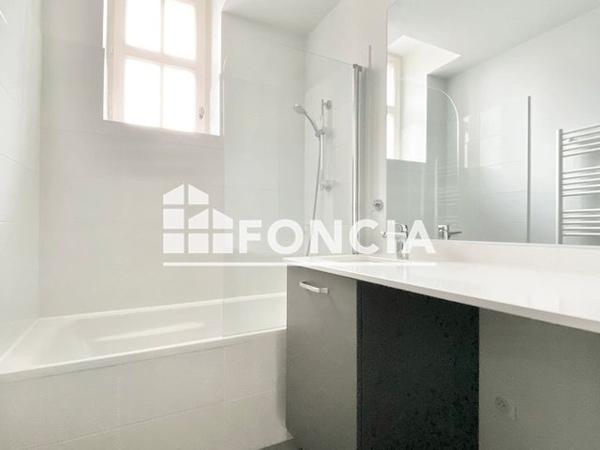 Location Appartement 3 pièces 56.3 m² - 6-8 RUE PIERRE PERRAT Metz 57000