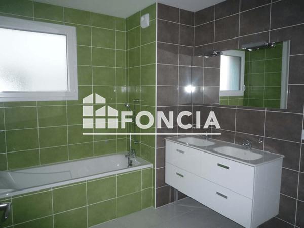 Location Appartement 3 pièces 69.35 m² - 77 AVENUE DE LA REPUBLIQUE Seyssinet Pariset 38170