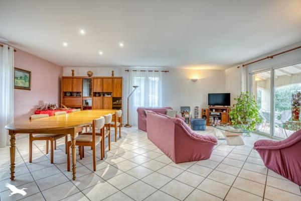 Maison à vendre |  Sainte-Bazeille |  5 pièces | 130 m²
