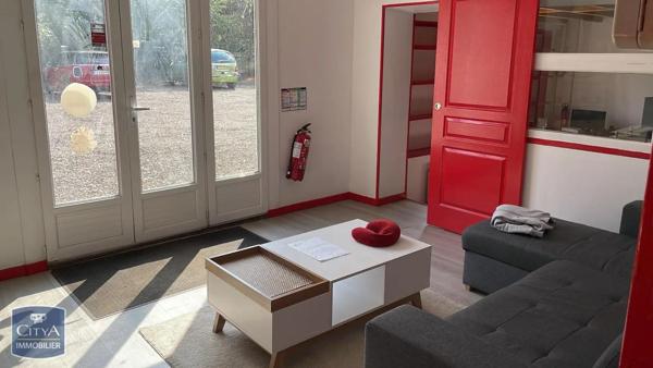 Local commercial à louer 200m²