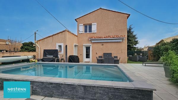 Maison non mitoyenne de 4 chambres avec piscine et proche centre ville de St Maximin