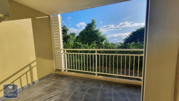 Appartement à louer 2 pièces 33.63m² Saint-Denis (97400)