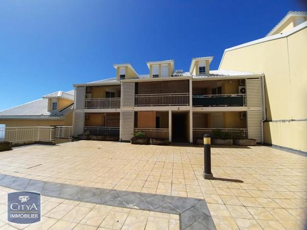 Appartement à louer 2 pièces 33.63m² Saint-Denis (97400)