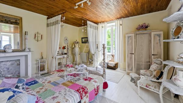 Exceptionnelle propriété de caractère avec gîte et dépendances