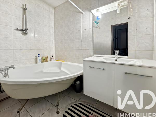 Maison à vendre 5 pièces 101 m² Feurs