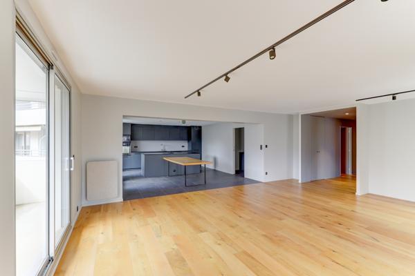 Appartement 5 pièce(s) 3 chambre(s) 137 m²