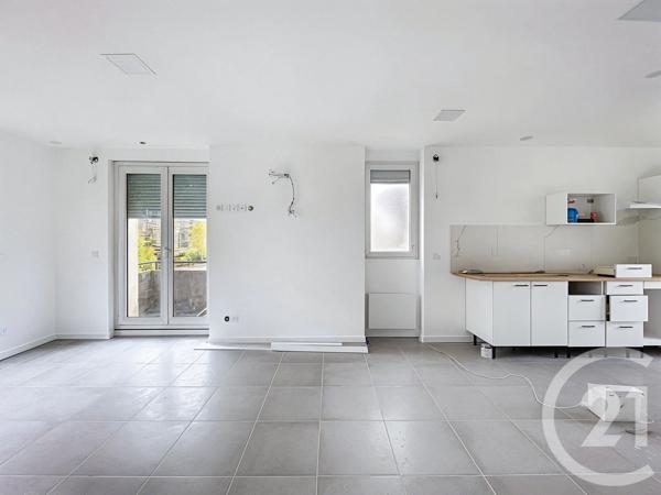 Appartement à vendre  2 pièces - 46,76 m 2   GIVORS  - 69