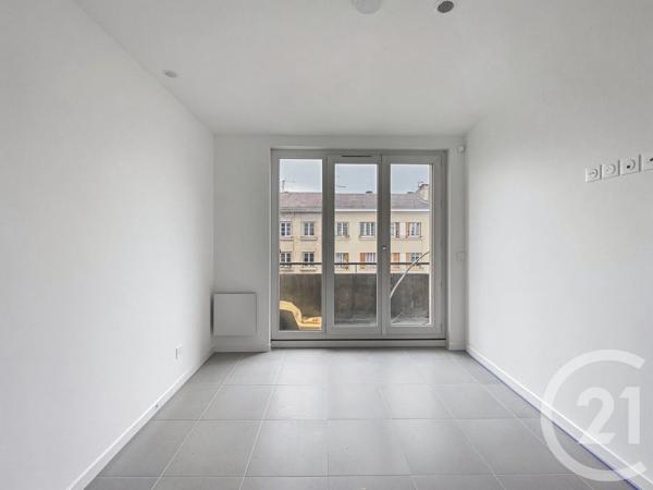 Appartement à vendre  2 pièces - 46,76 m 2   GIVORS  - 69