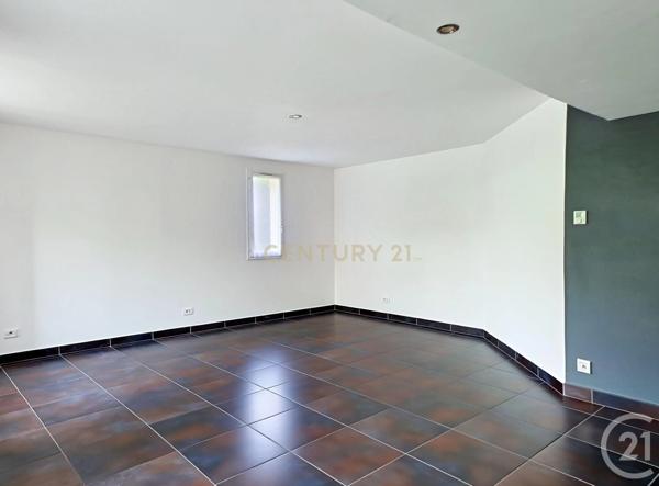 Appartement Duplex à vendre  4 pièces - 84 m 2   SATHONAY CAMP  - 69
