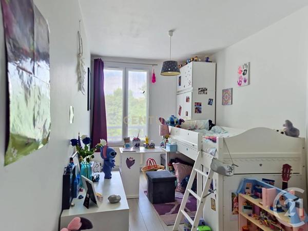 Appartement Duplex à vendre  4 pièces - 84 m 2   SATHONAY CAMP  - 69