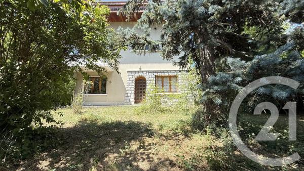 Maison à vendre  7 pièces - 191,51 m 2   GAP  - 05