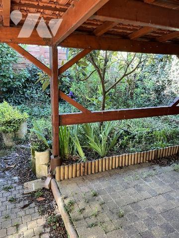 Un pavillon de plain-pied situé au coeur du quartier de Bitray avec jardin sans vis à vis et ga...