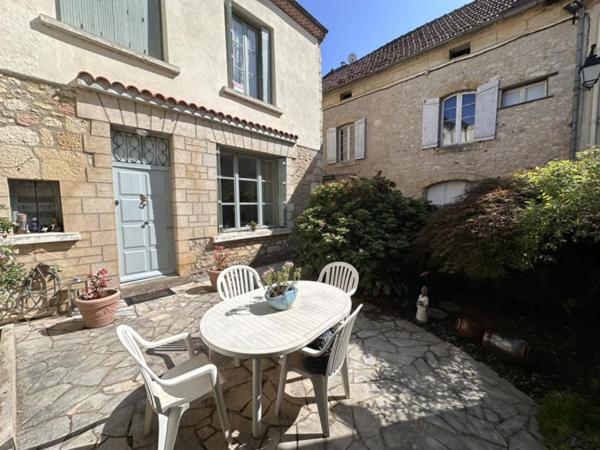 Maison de ville 3 chambres avec cour privée