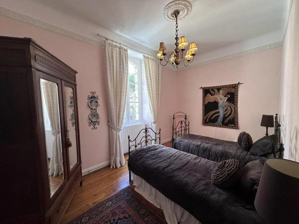 Maison de ville 3 chambres avec cour privée