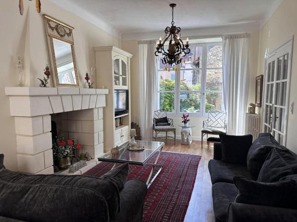 Maison de ville 3 chambres avec cour privée