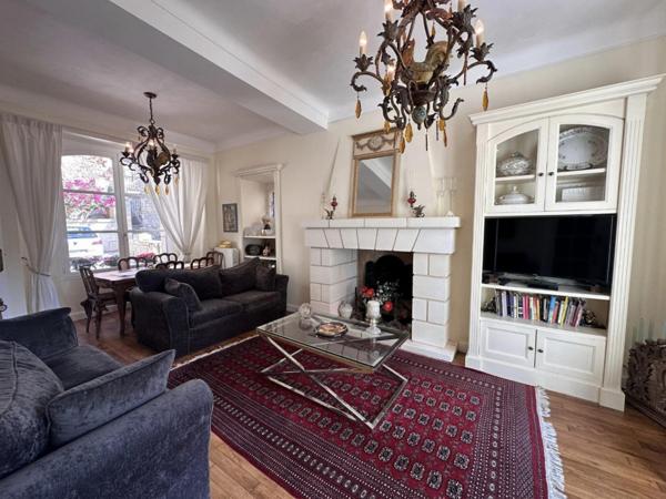 Maison de ville 3 chambres avec cour privée