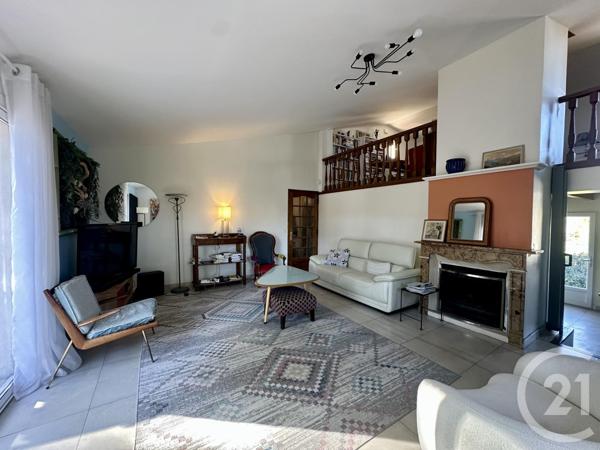 Maison à vendre  6 pièces - 190 m2 PERTUIS - 84