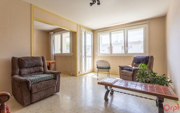 Appartement à vendre    5 pièces • 83,06 m2 Saint-Michel-sur-Orge