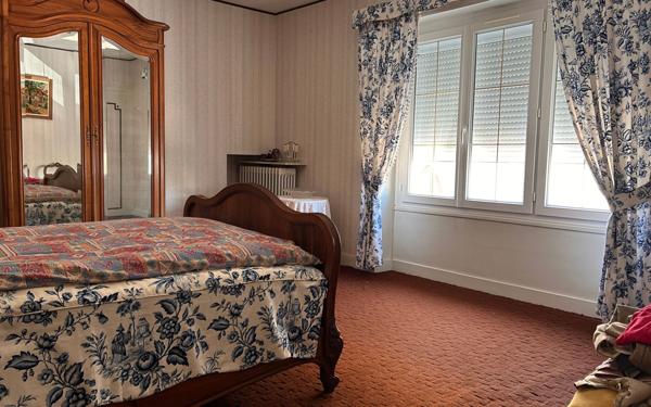 Maison à vendre    4 pièces •  Séris