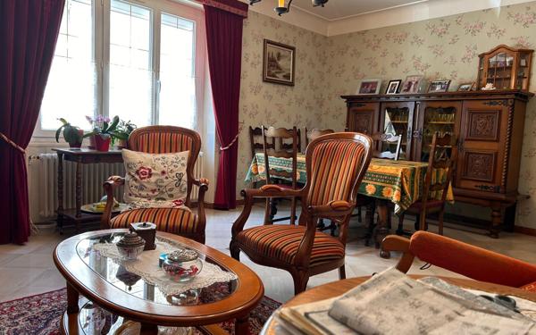 Maison à vendre    4 pièces •  Séris