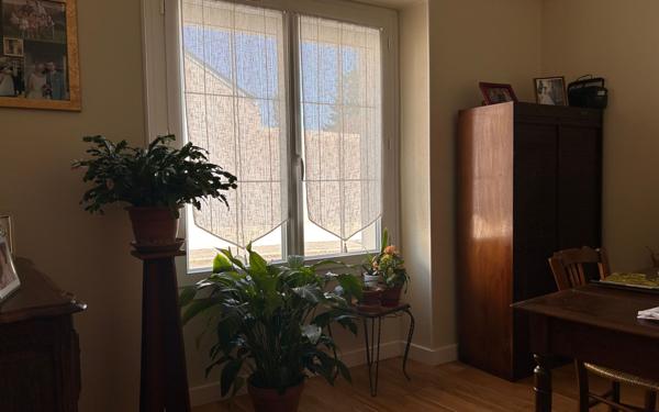 Maison à vendre    4 pièces •  Séris